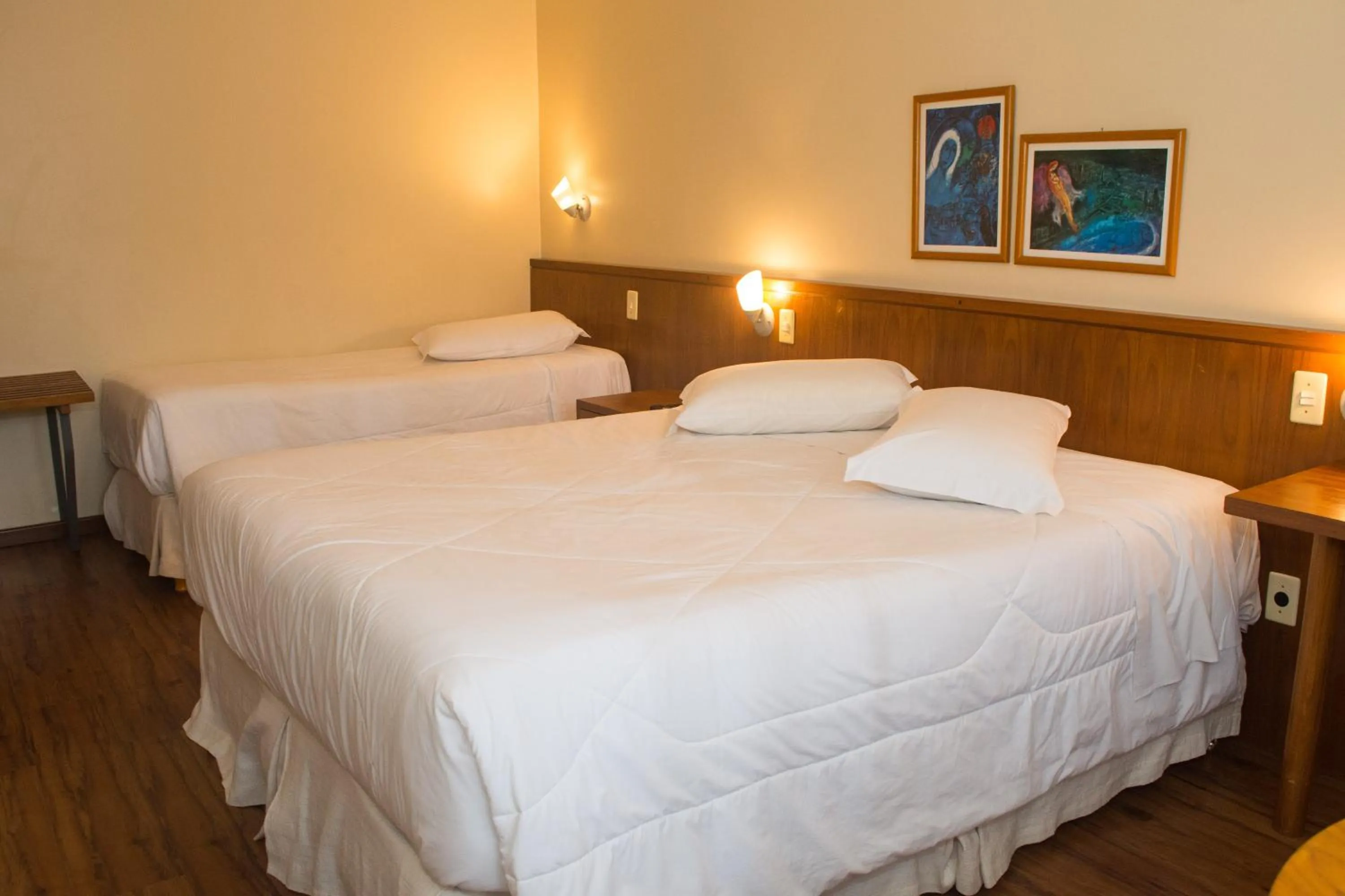 Photo of the whole room, Bed in Estalagem Vila Suzana - Quadra de Beach Tennis Indoor