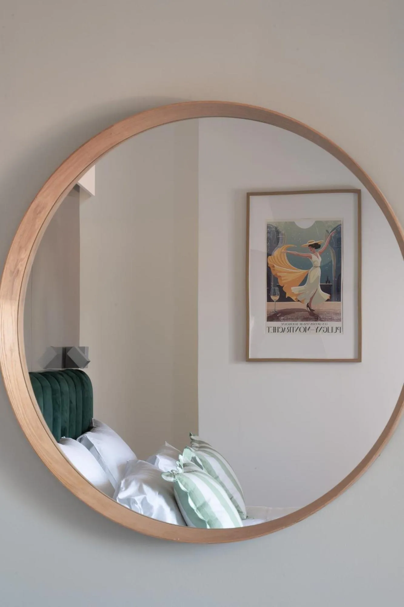 Bedroom in La Petite Fugue