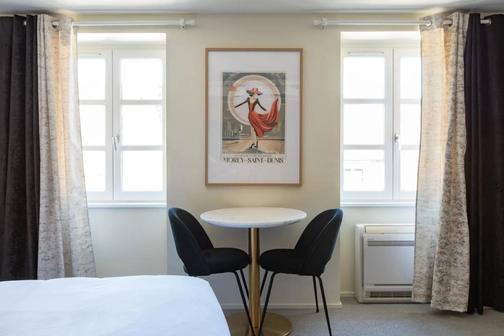 Bedroom, Bed in La Petite Fugue