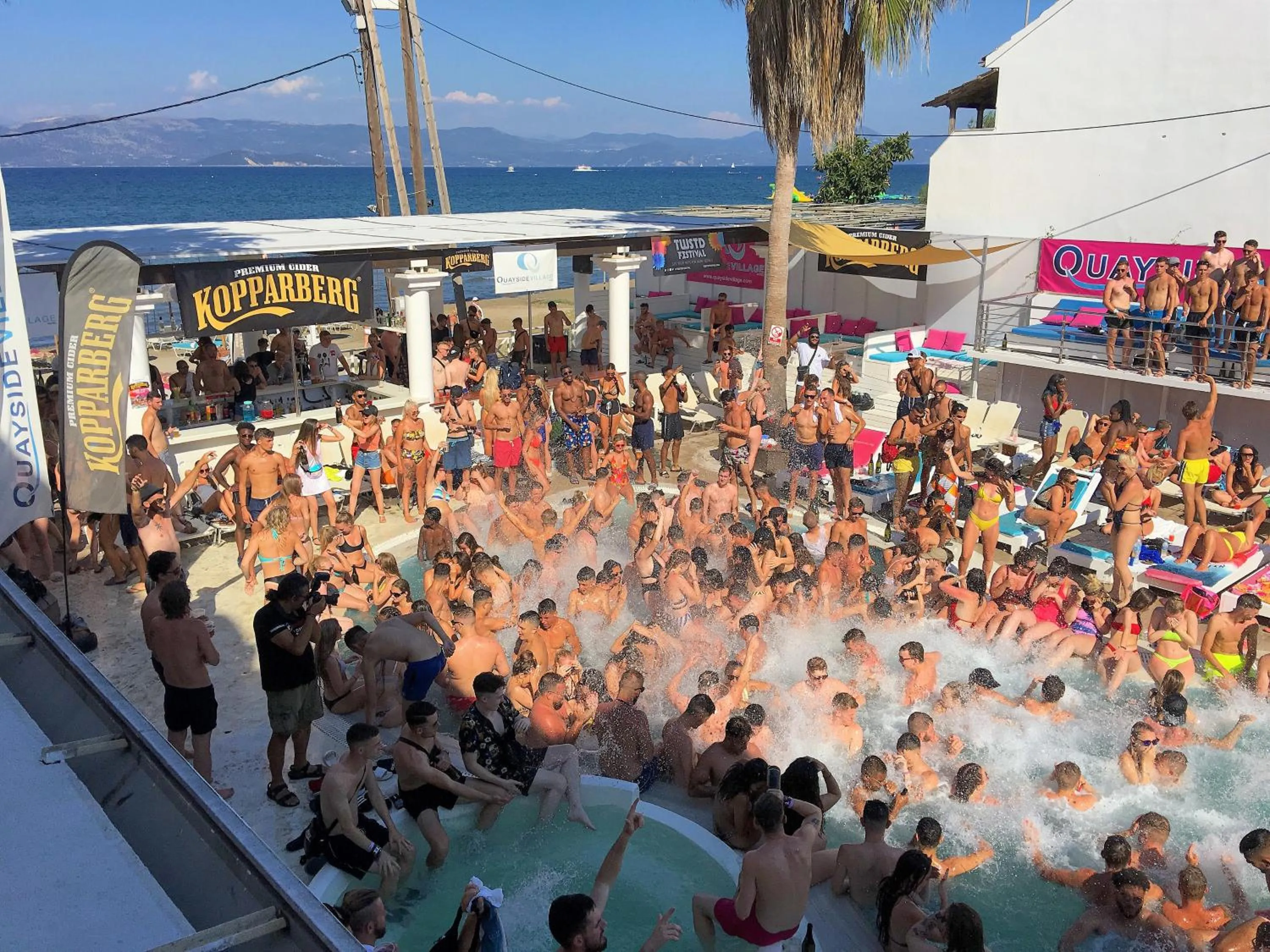 Quayside Village Hotel