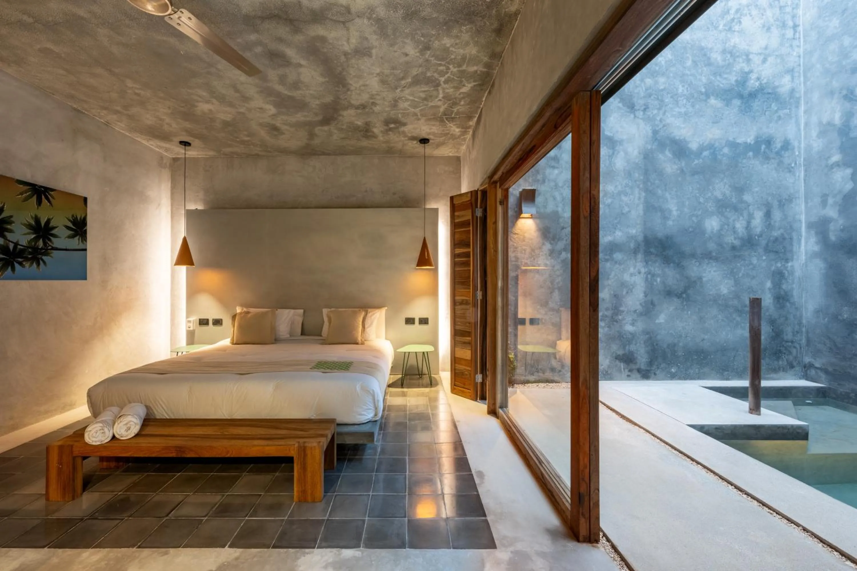 Suite with Private Pool in Basico Pixoy Hotel