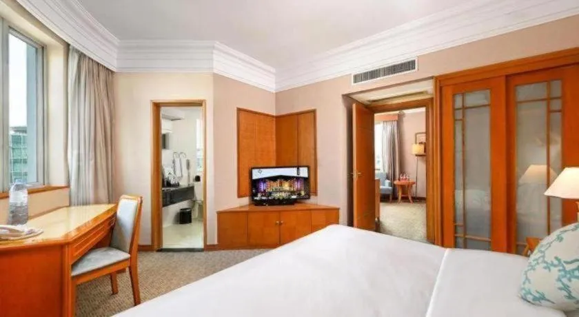 Bed in Haihua Hotel Hangzhou