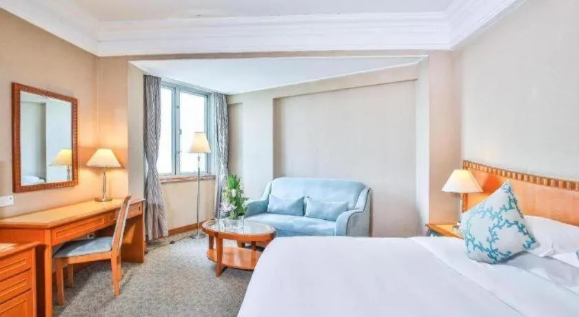Bed in Haihua Hotel Hangzhou