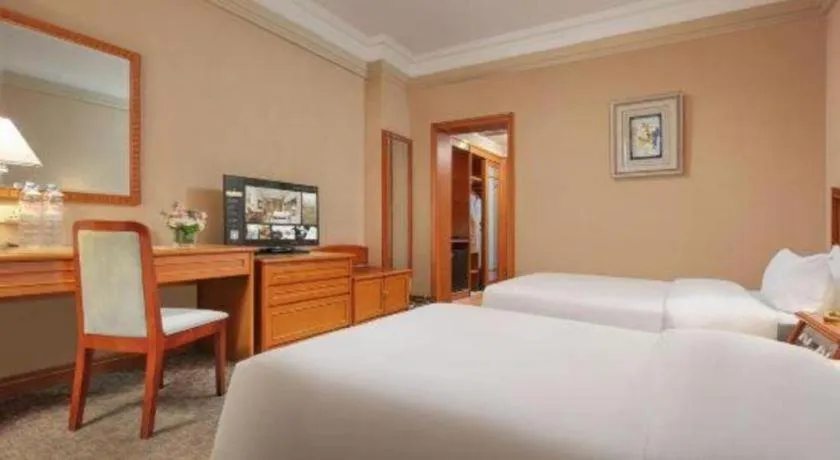 Bed in Haihua Hotel Hangzhou