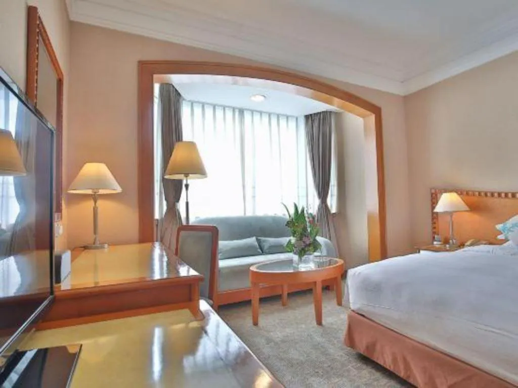 Bed in Haihua Hotel Hangzhou