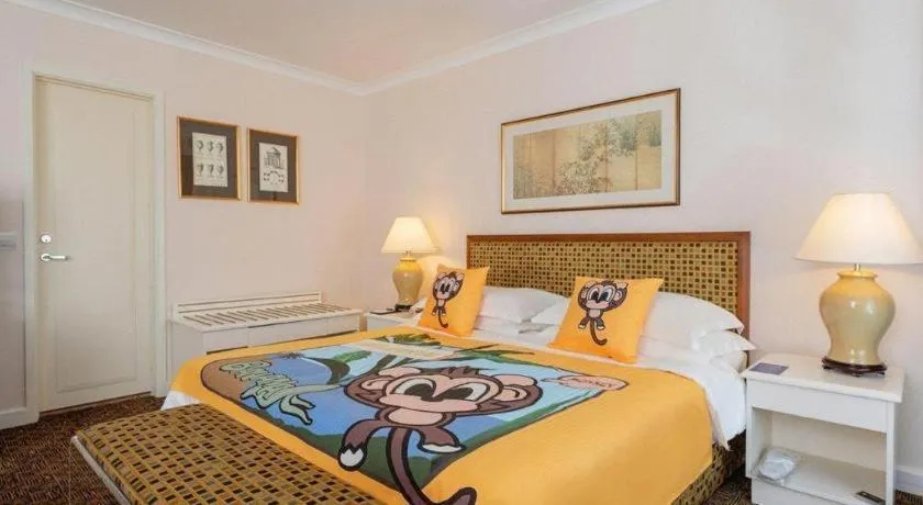 Bed in Grand Skylight Hotel Royal, Beijing