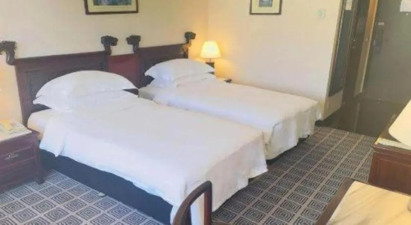 Bed in Grand Skylight Hotel Royal, Beijing