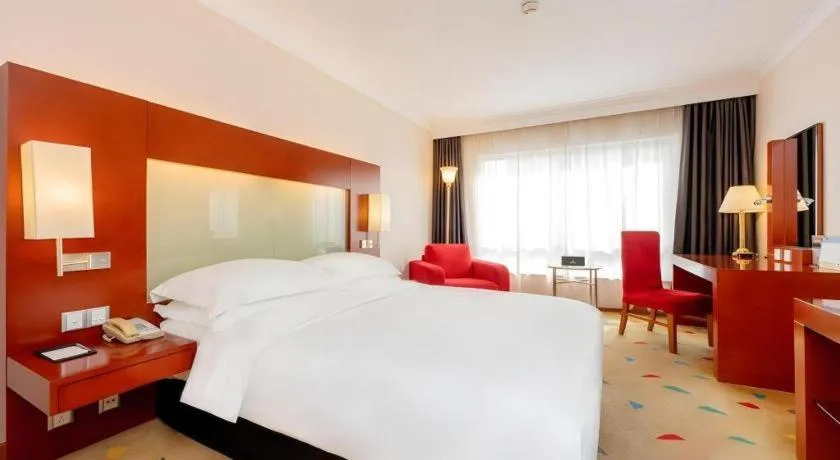 Bed in Grand Skylight Hotel Royal, Beijing