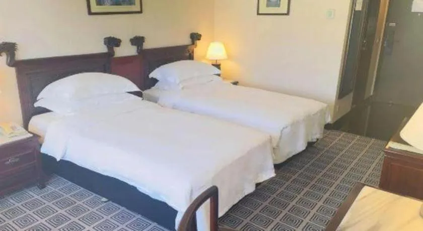 Bed in Grand Skylight Hotel Royal, Beijing