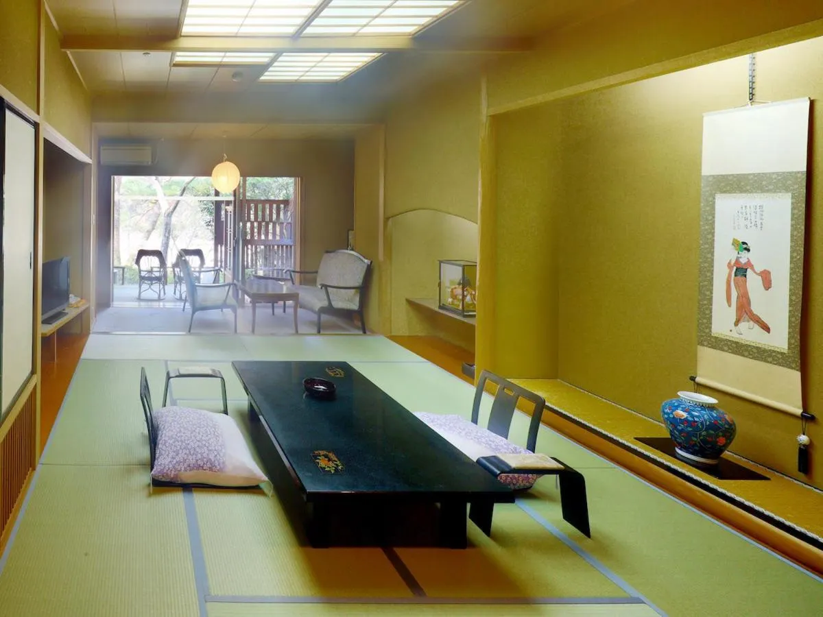 Photo of the whole room in Kinugawa Onsen Hana no Yado Matsuya