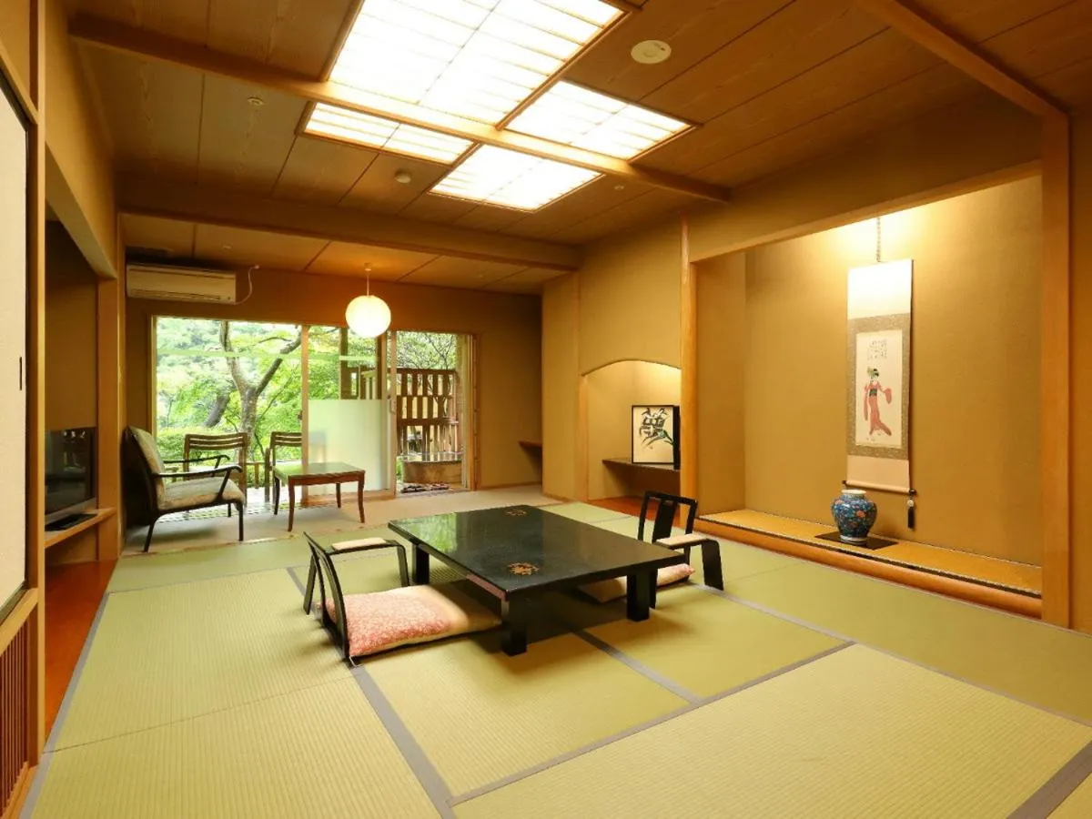 Photo of the whole room in Kinugawa Onsen Hana no Yado Matsuya
