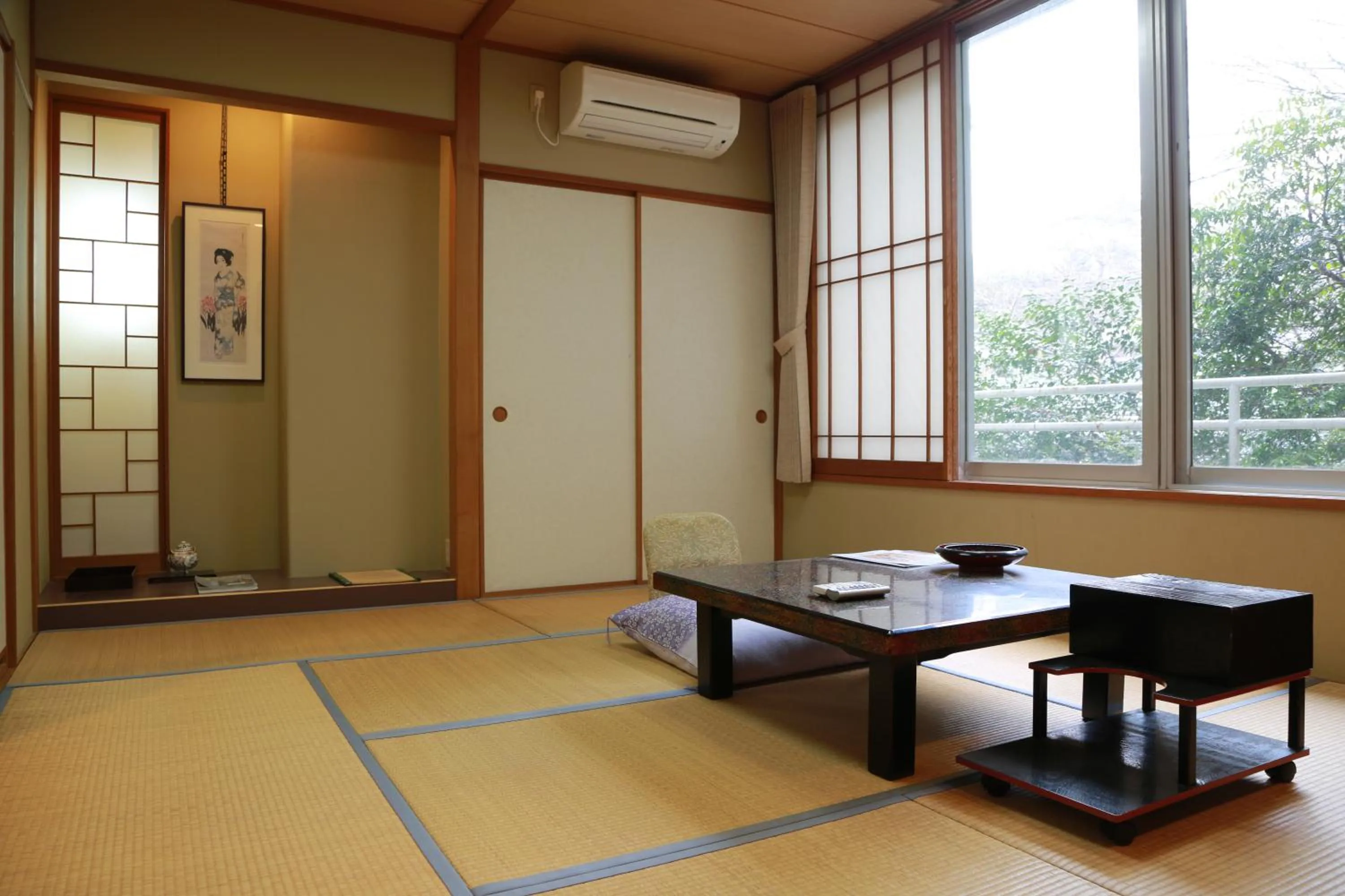 Photo of the whole room in Kinugawa Onsen Hana no Yado Matsuya