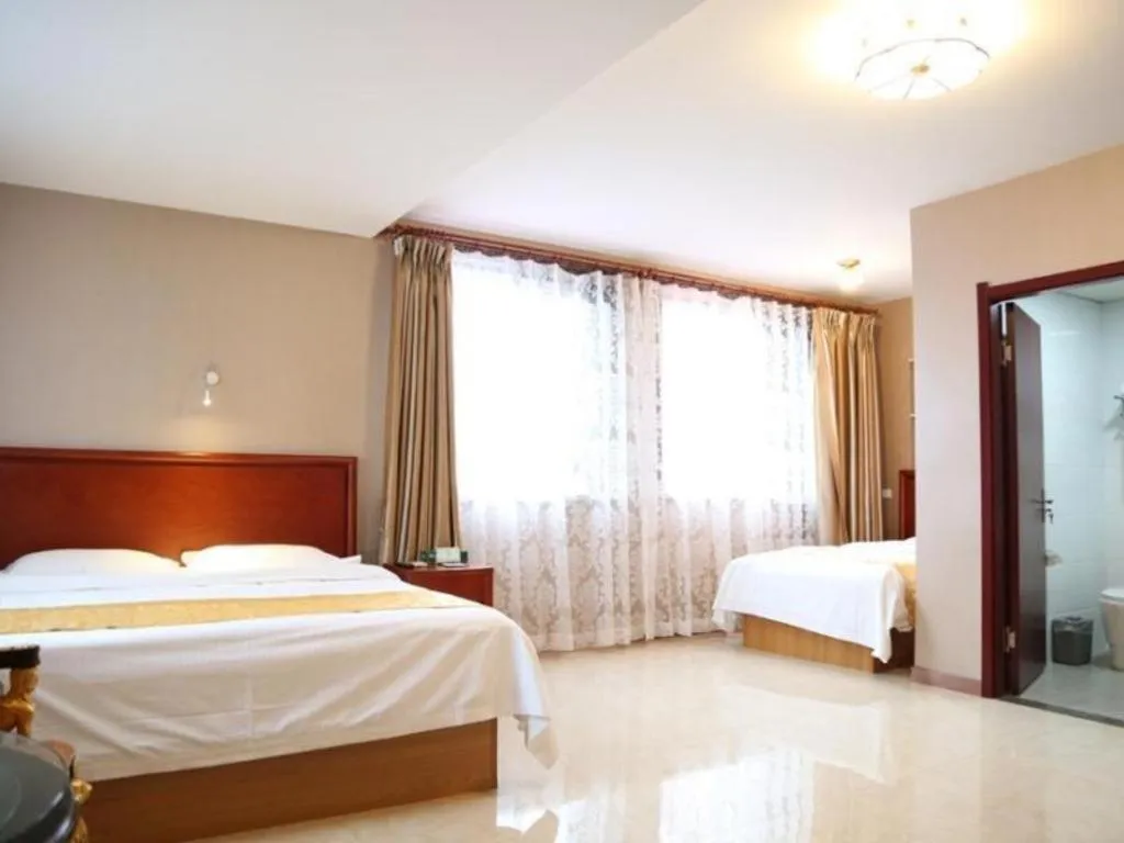 Bed in GreenTree Inn Harbin Central Avenue