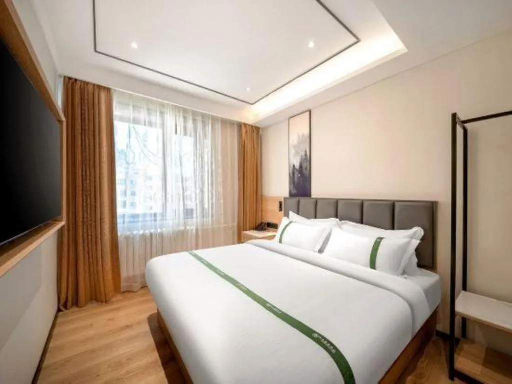 Bed in GreenTree Inn Harbin Central Avenue