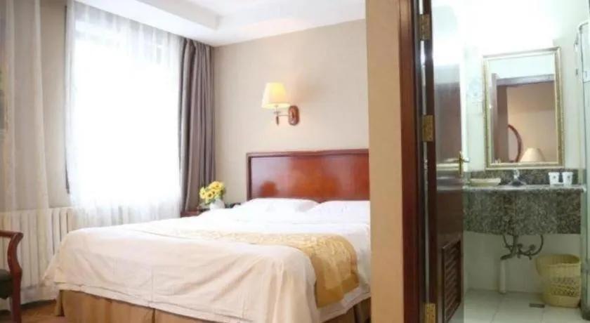 Bed in GreenTree Inn Harbin Central Avenue
