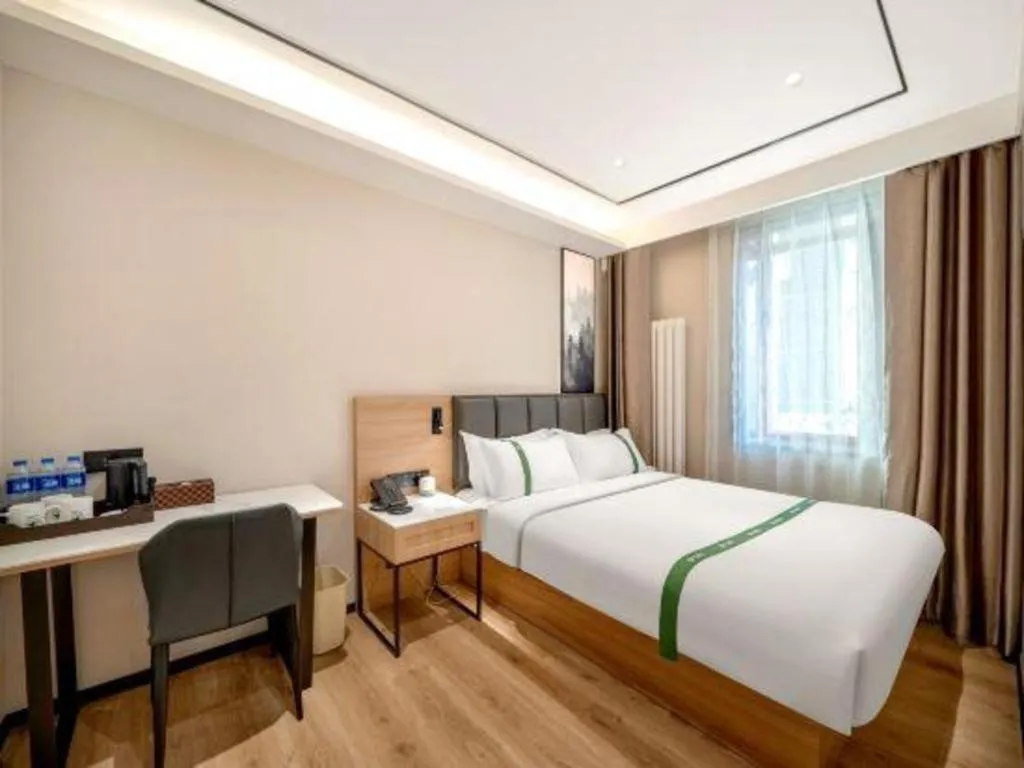 Bed in GreenTree Inn Harbin Central Avenue