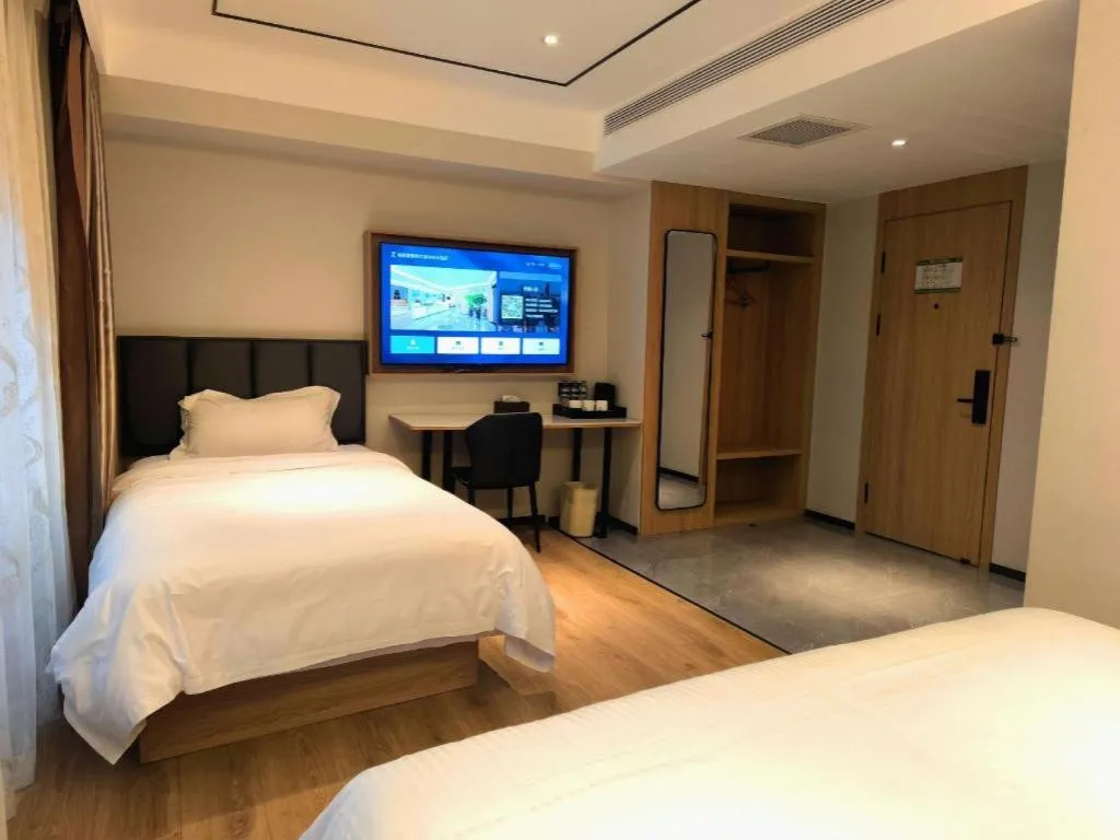 Bed in GreenTree Inn Harbin Central Avenue