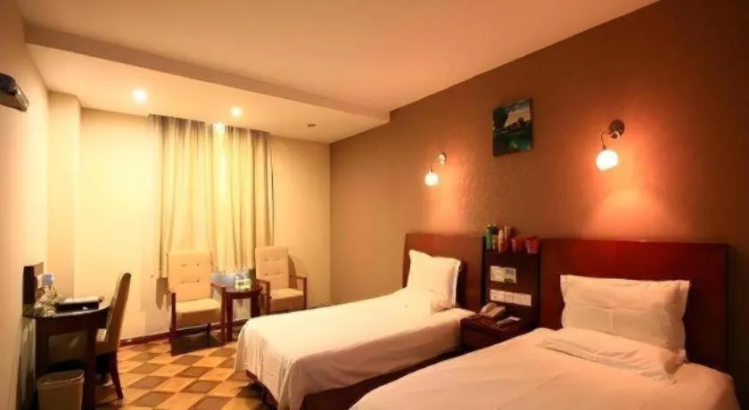 Bed in GreenTree Inn Rizhao Train Station