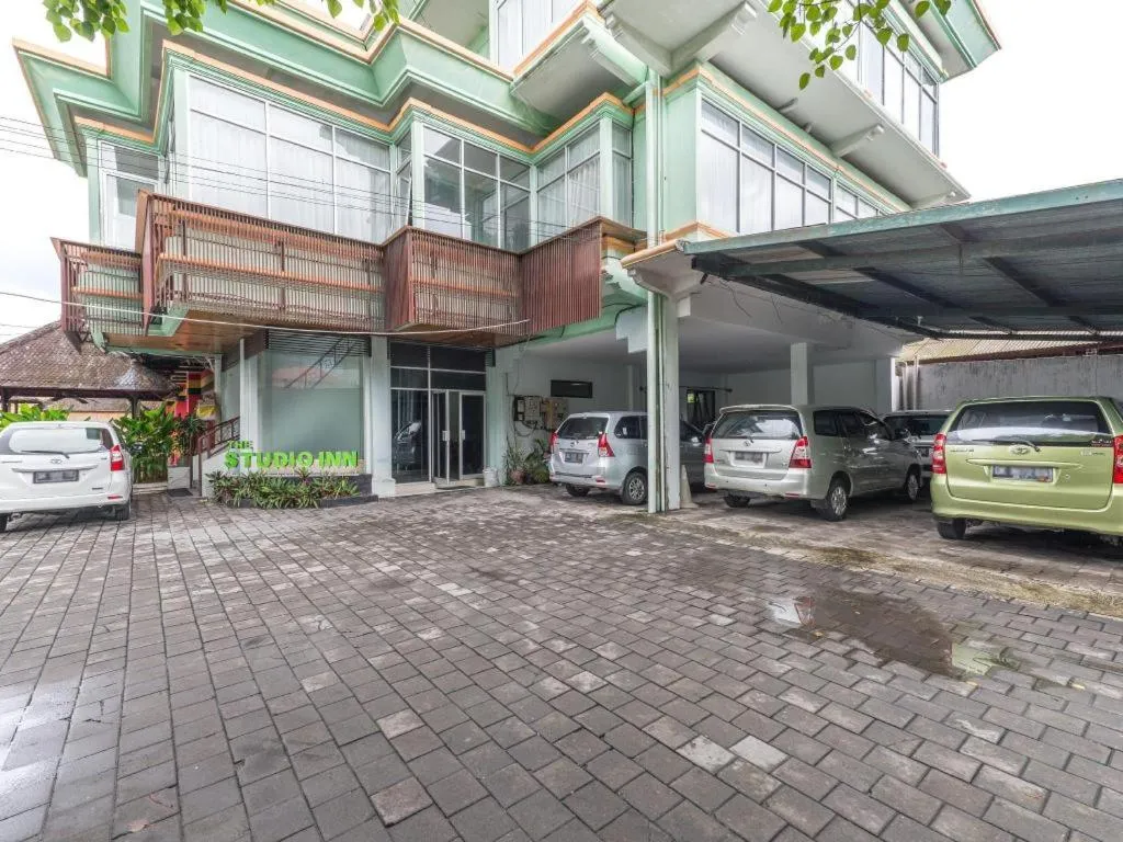 The Studio Inn Nusa Dua