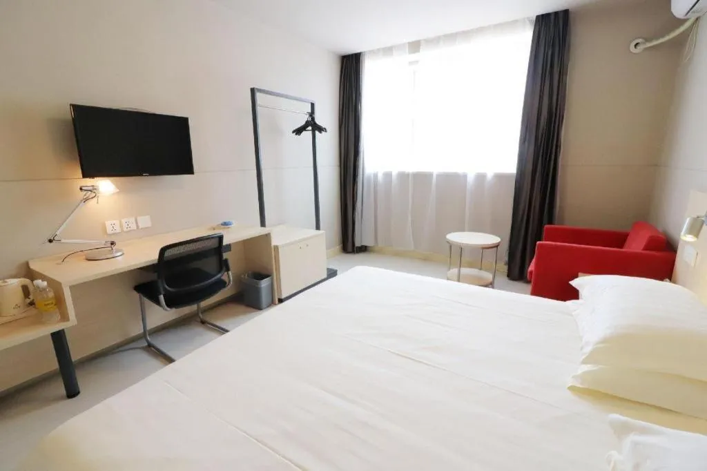 Bed in Jinjiang Inn Shanghai Minhang Zhuanqiao