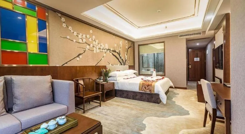 Bed in Nan Guo Hotel