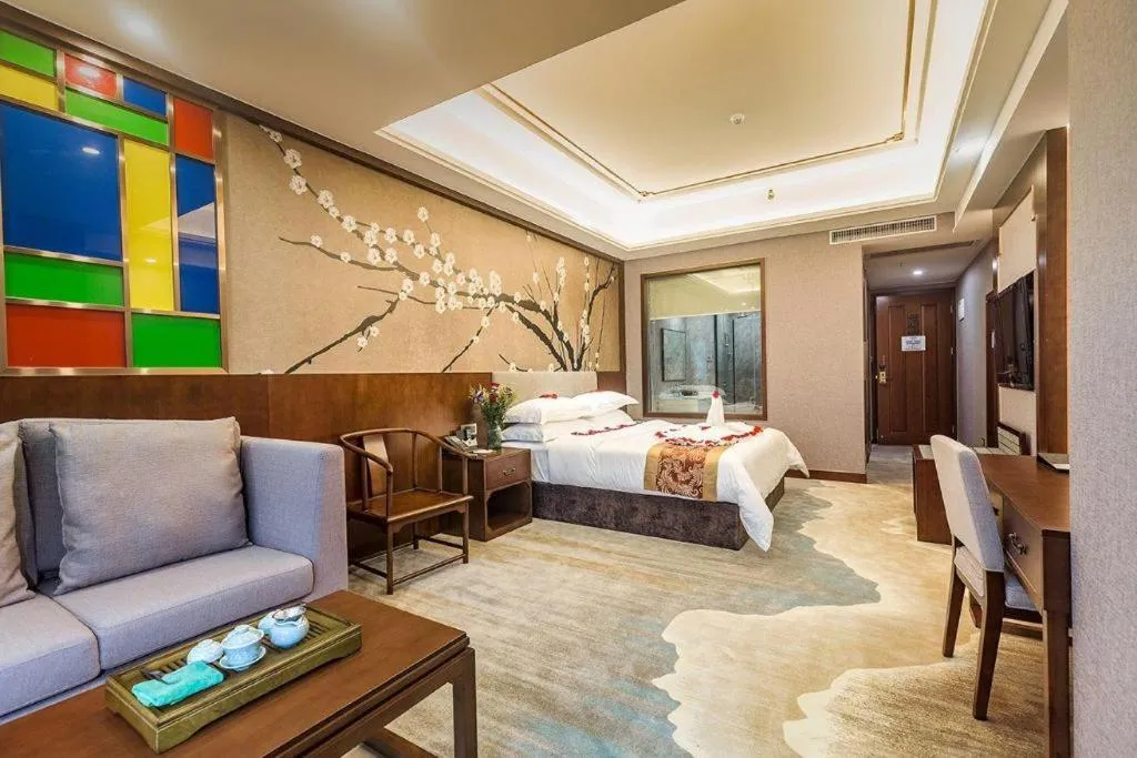 Bed in Nan Guo Hotel