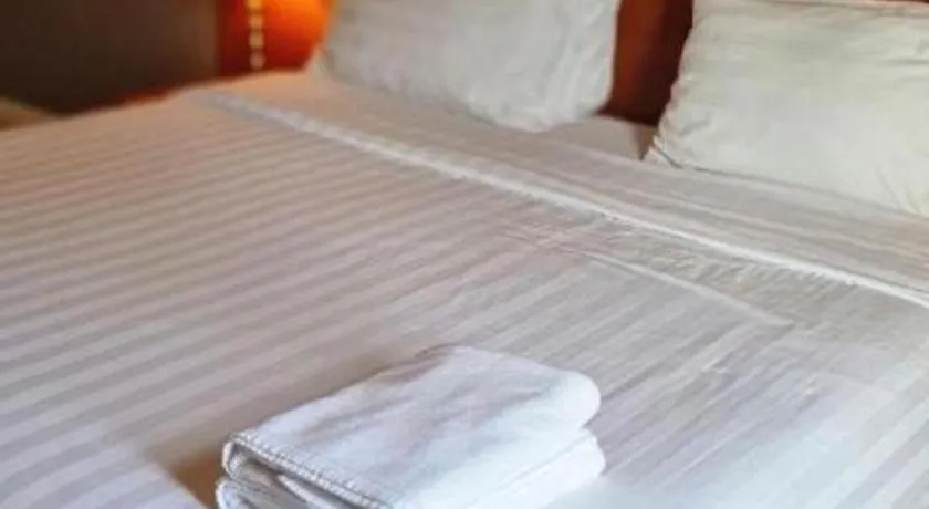 Bed in Pannapat Place