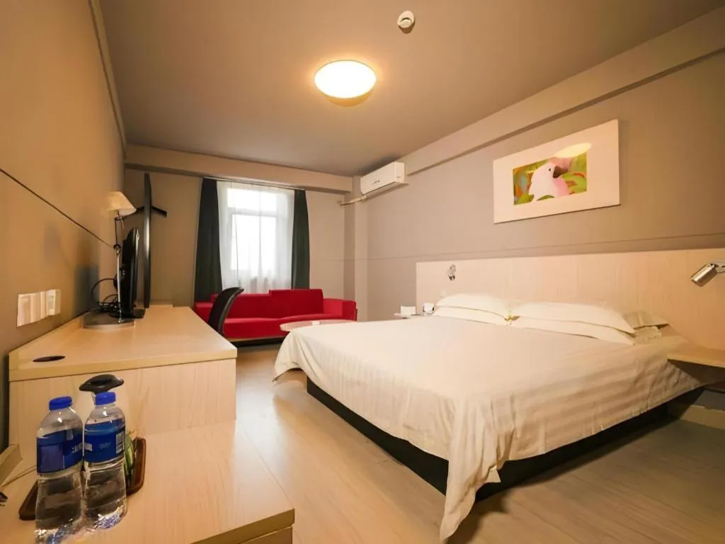 Bed in Magnotel Classic Shenyang General Hospital of Northern Theater Command