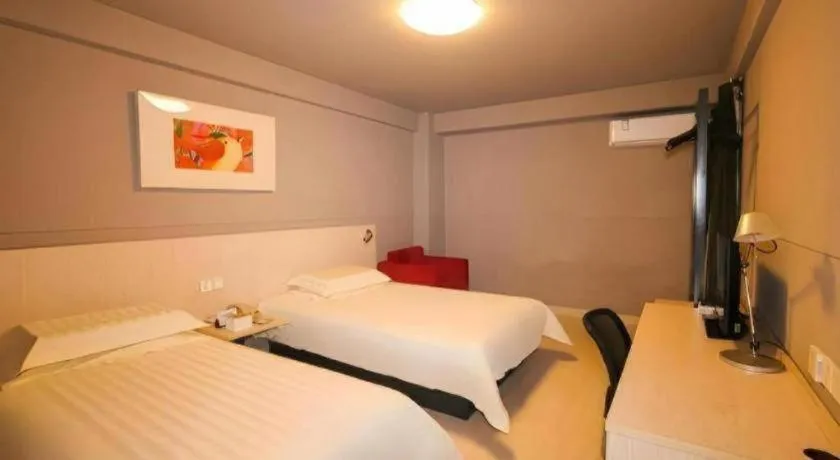 Bed in Magnotel Classic Shenyang General Hospital of Northern Theater Command