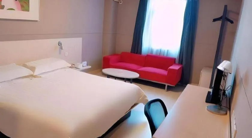 Bed in Magnotel Classic Shenyang General Hospital of Northern Theater Command