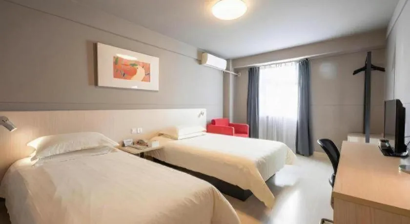 Bed in Magnotel Classic Shenyang General Hospital of Northern Theater Command