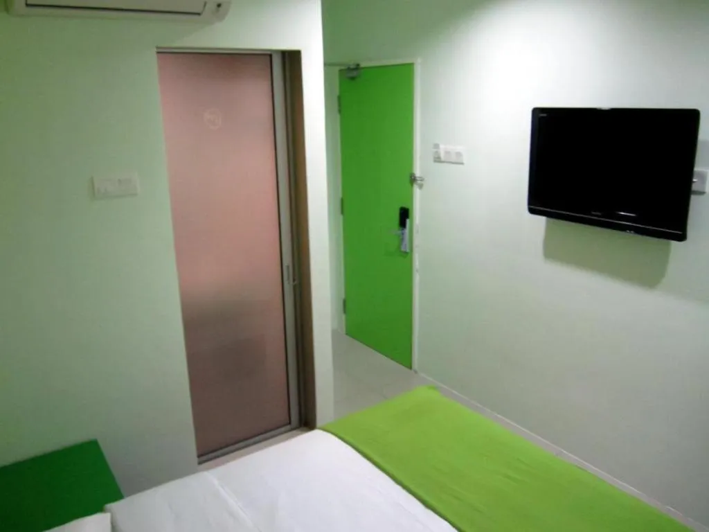 Bed in Eco Hotel Putra Kajang