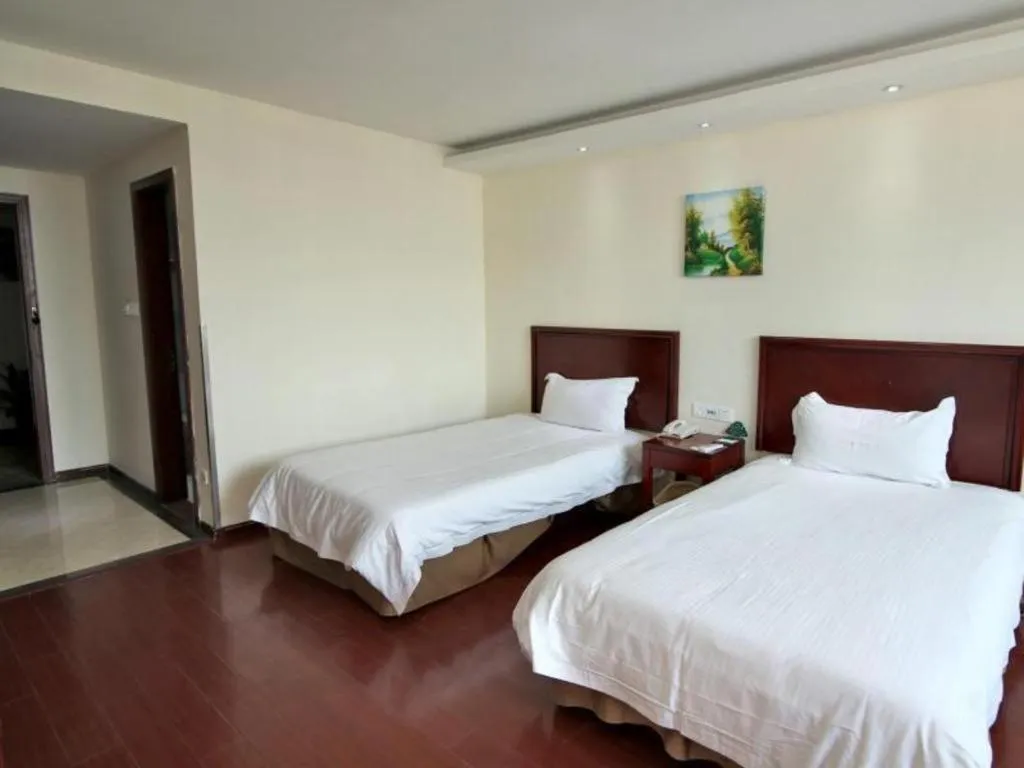 Bed in GreenTree Inn Shanghai Jiading Anting Motor City Express Hotel