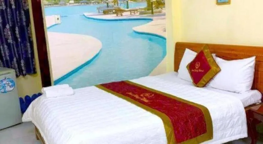 Bed in Son Tung Hotel - De Tham Street