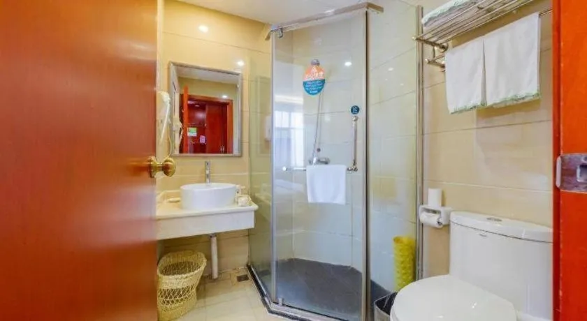 GreenTree Inn Guangdong Huizhou Chenjiang Intercity Rail Station Business Hotel