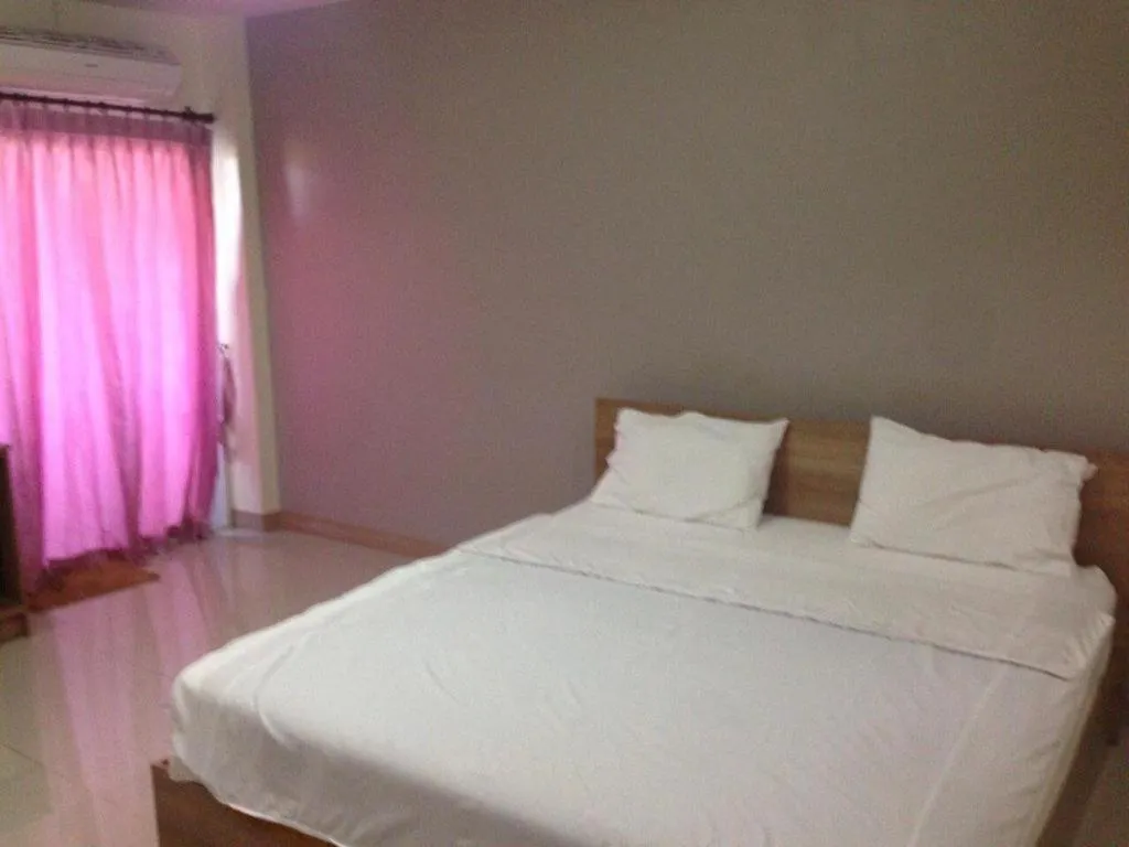 Bed in Bumnsaya Place