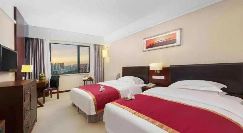 Bed in Shantou Golden Gulf Hotel