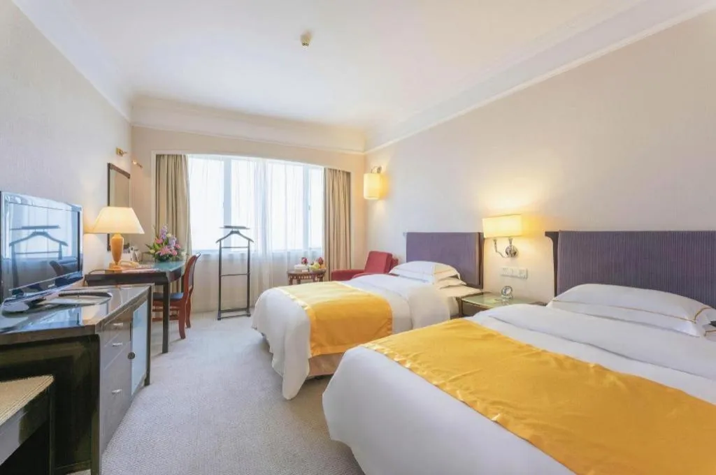 Bed in Shantou Golden Gulf Hotel