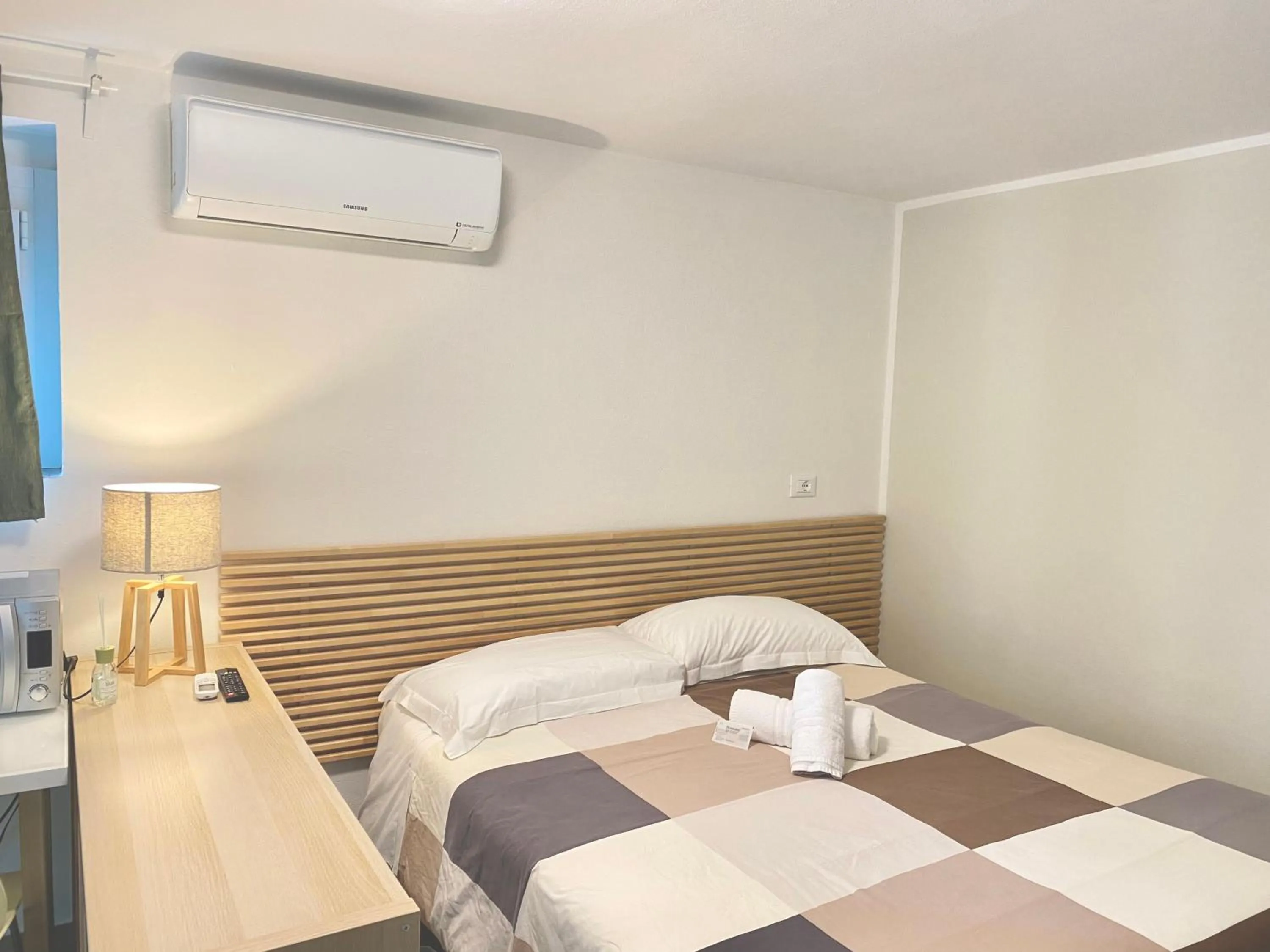 Bed in The Green Gate - Airport Guest House