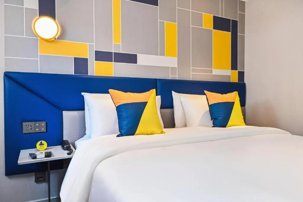 Bed in 7 Days Inn Nanjing Xinjiekou Changfu Street Metro Station