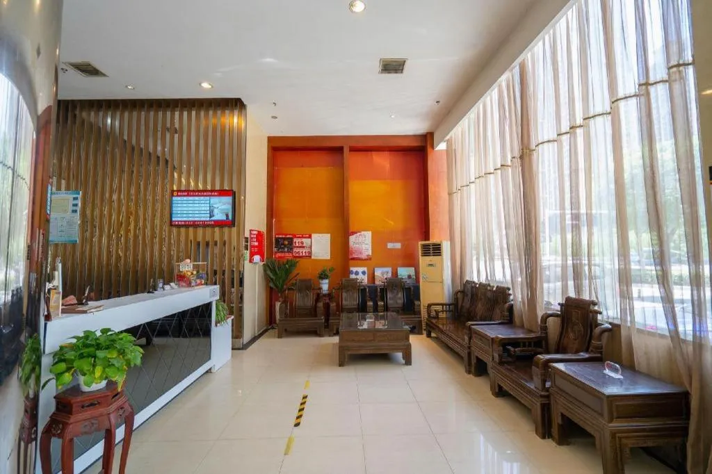 7 Days Inn Wuhan Huaqiaocheng Happy Valley