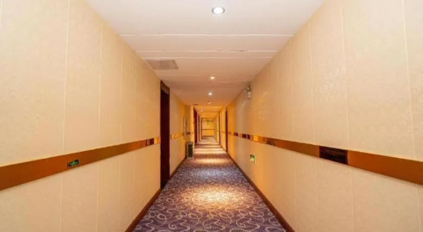 7 Days Inn Wuhan Huaqiaocheng Happy Valley