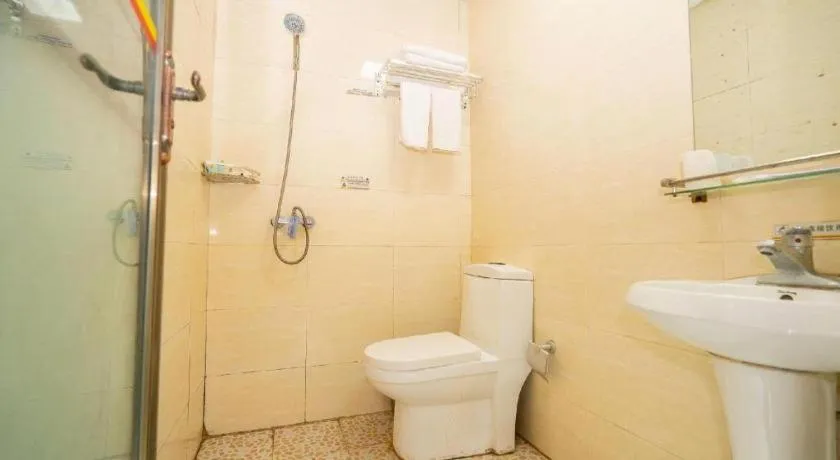 7 Days Inn Wuhan Huaqiaocheng Happy Valley