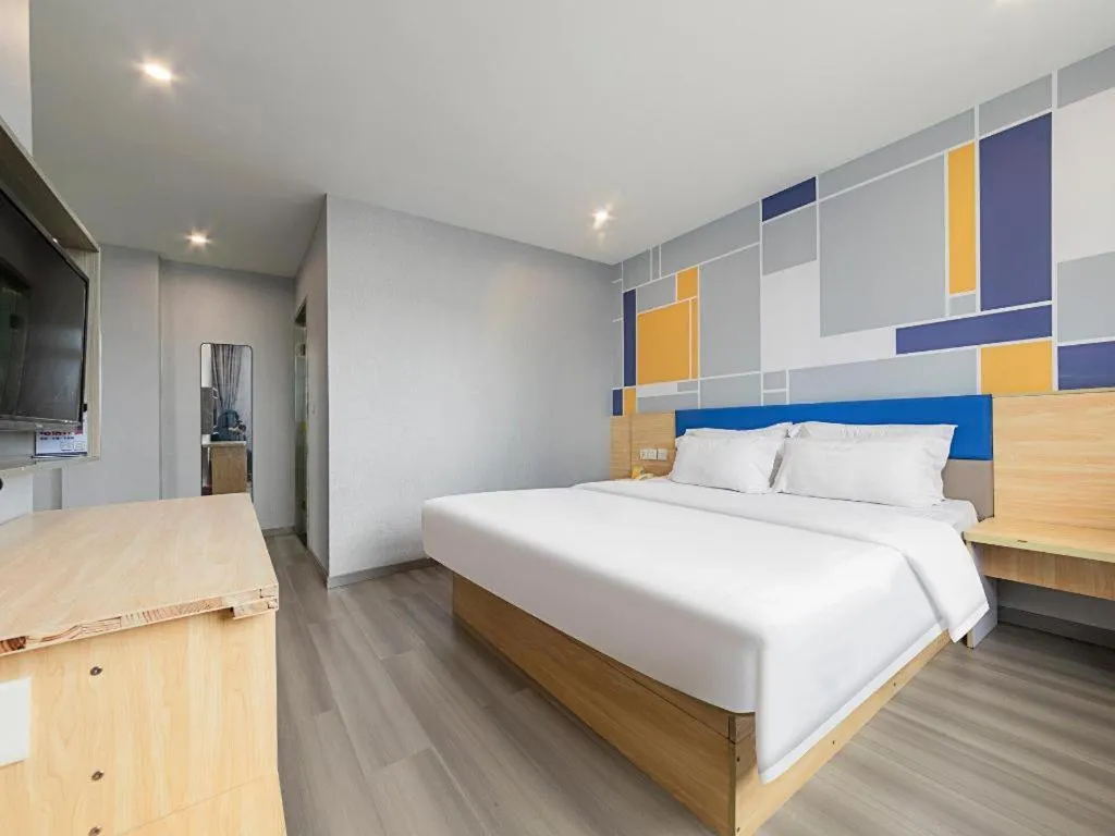 Bed in 7 Days Inn Wuhan Huaqiaocheng Happy Valley