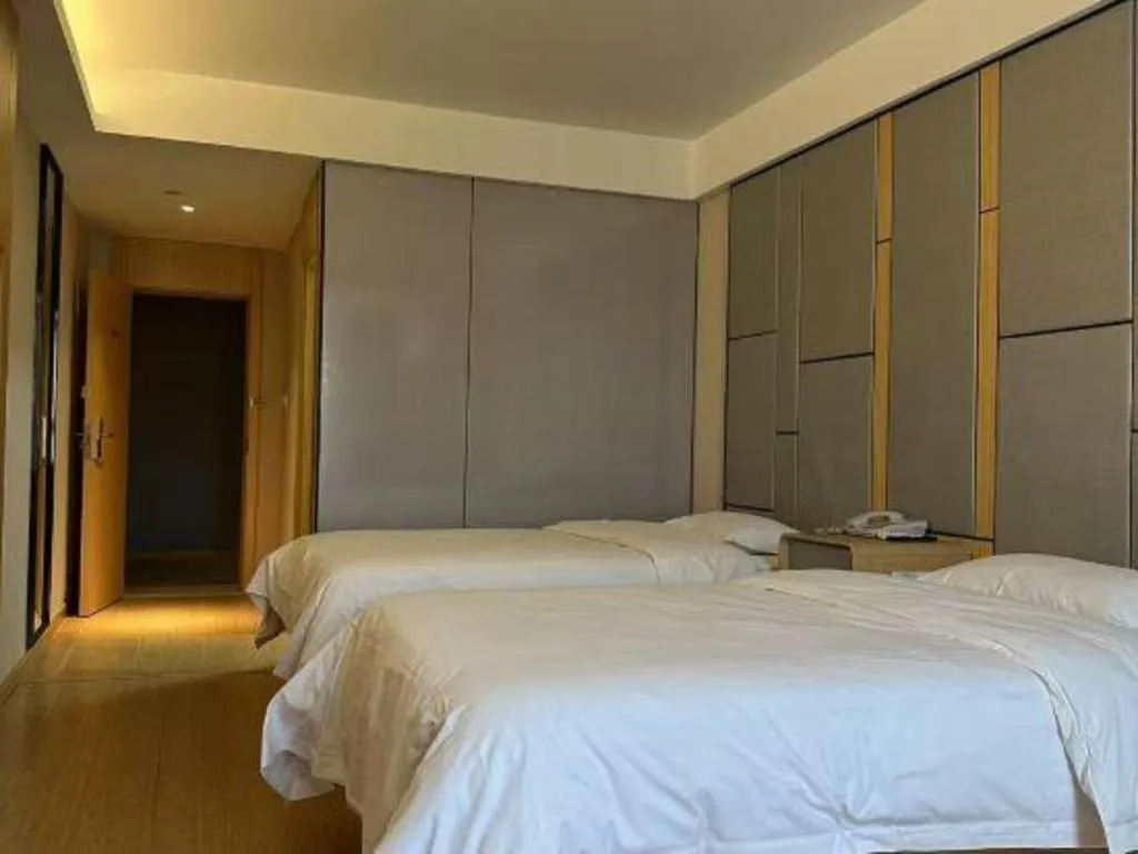 Bed in Greentree Inn Shanghai Middle Xinfu Road Huazhi Road Business Hotel