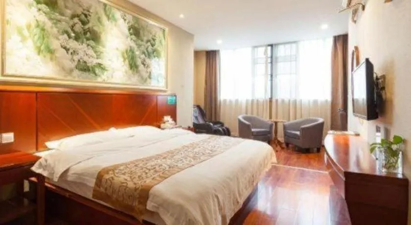 GreenTree Inn Shanghai Songjiang WanDa Plaza RonGMEi Road Express Hotel