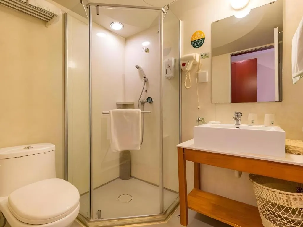 GreenTree Inn Xuzhou High Speed Railway Zhangqian Square Business Hotel