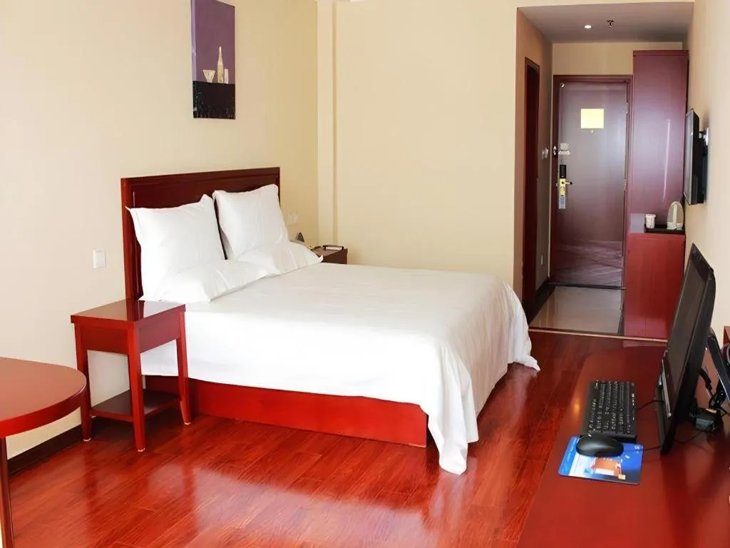 Bed in GreenTree Inn Xuzhou High Speed Railway Zhangqian Square Business Hotel