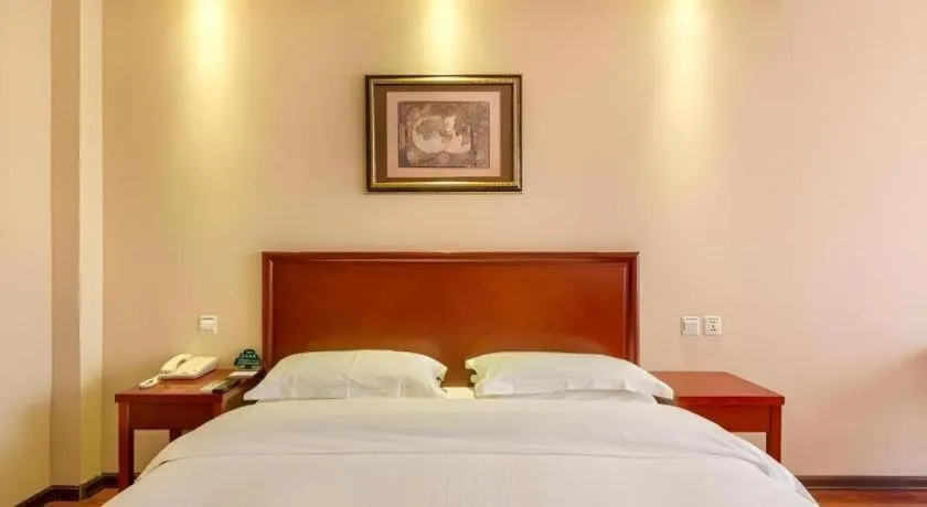 Bed in GreenTree Inn Xuzhou High Speed Railway Zhangqian Square Business Hotel