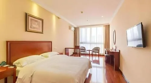 GreenTree Inn Xuzhou High Speed Railway Zhangqian Square Business Hotel